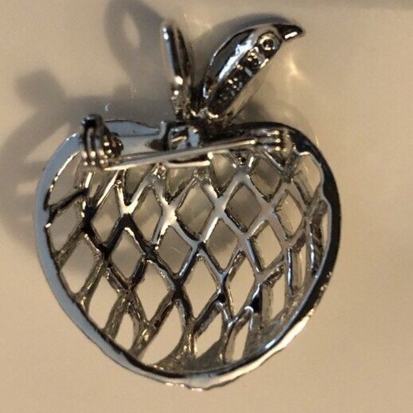 Vintage Silver Tone Open Weave Apple Pin Signed Gerry’s (343) - Picture 7 of 7